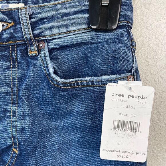 NWT We The Free Button Fly Jeans Size 25 - Picture 3 of 8